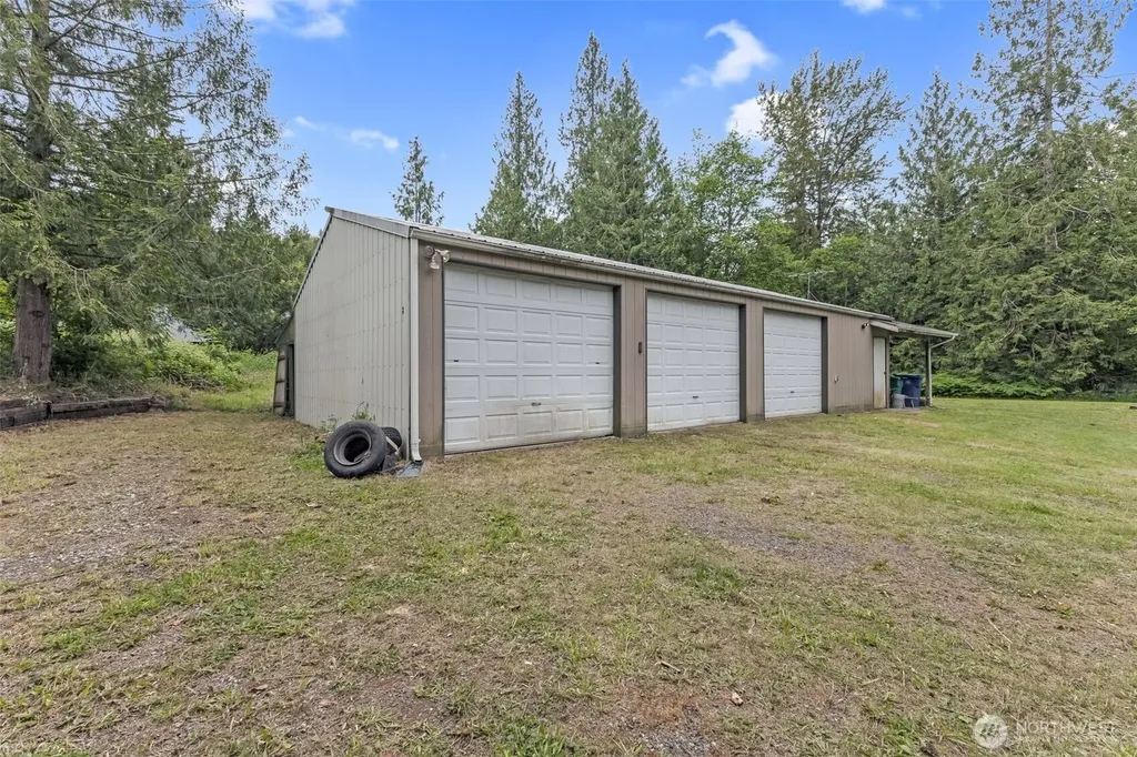 39322 310th Avenue SE Enumclaw WA 98022