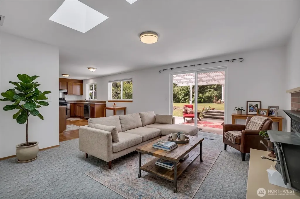 10510 SE 233rd Place Kent WA 98031