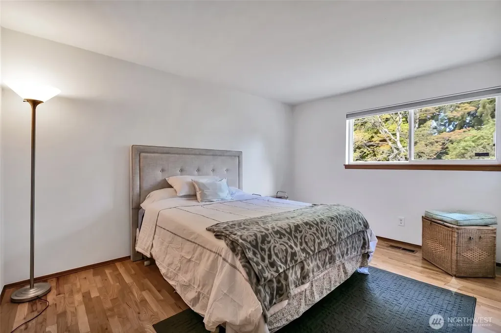 10510 SE 233rd Place Kent WA 98031