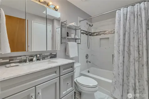 10510 SE 233rd Place Kent WA 98031