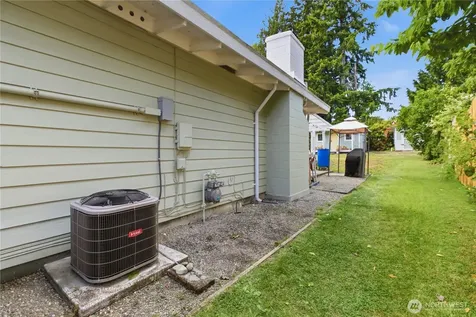 10510 SE 233rd Place Kent WA 98031