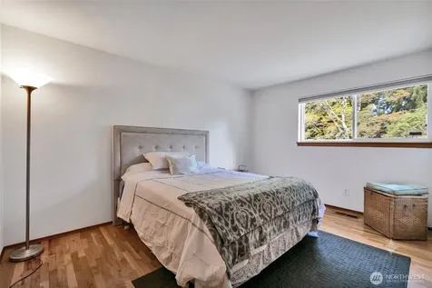 10510 SE 233rd Place Kent WA 98031