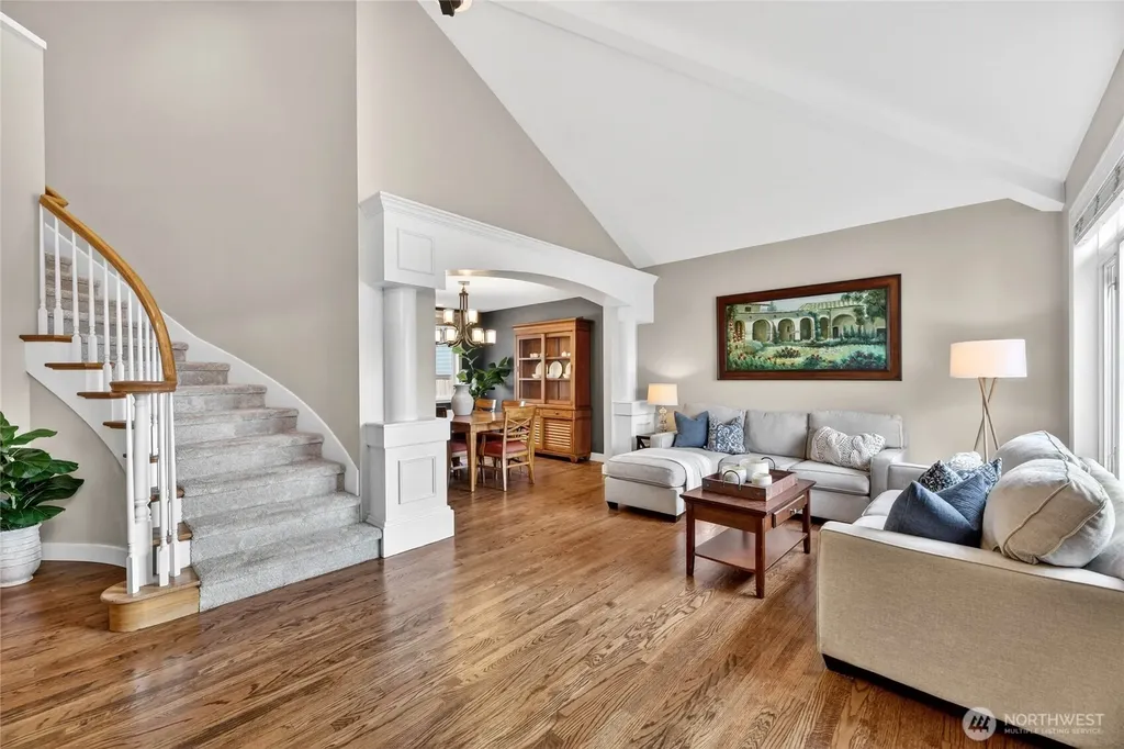 24861 NE 1st Place Sammamish WA 98074