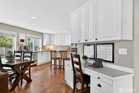 24861 NE 1st Place Sammamish WA 98074
