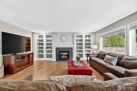 24861 NE 1st Place Sammamish WA 98074