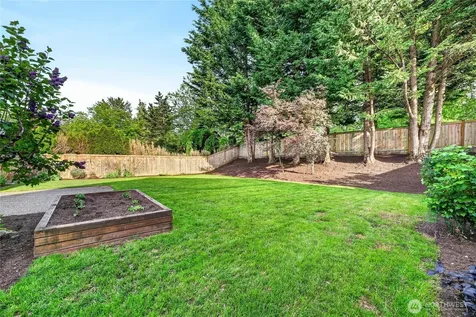 24861 NE 1st Place Sammamish WA 98074