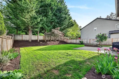 24861 NE 1st Place Sammamish WA 98074
