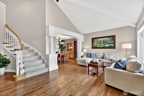 24861 NE 1st Place Sammamish WA 98074