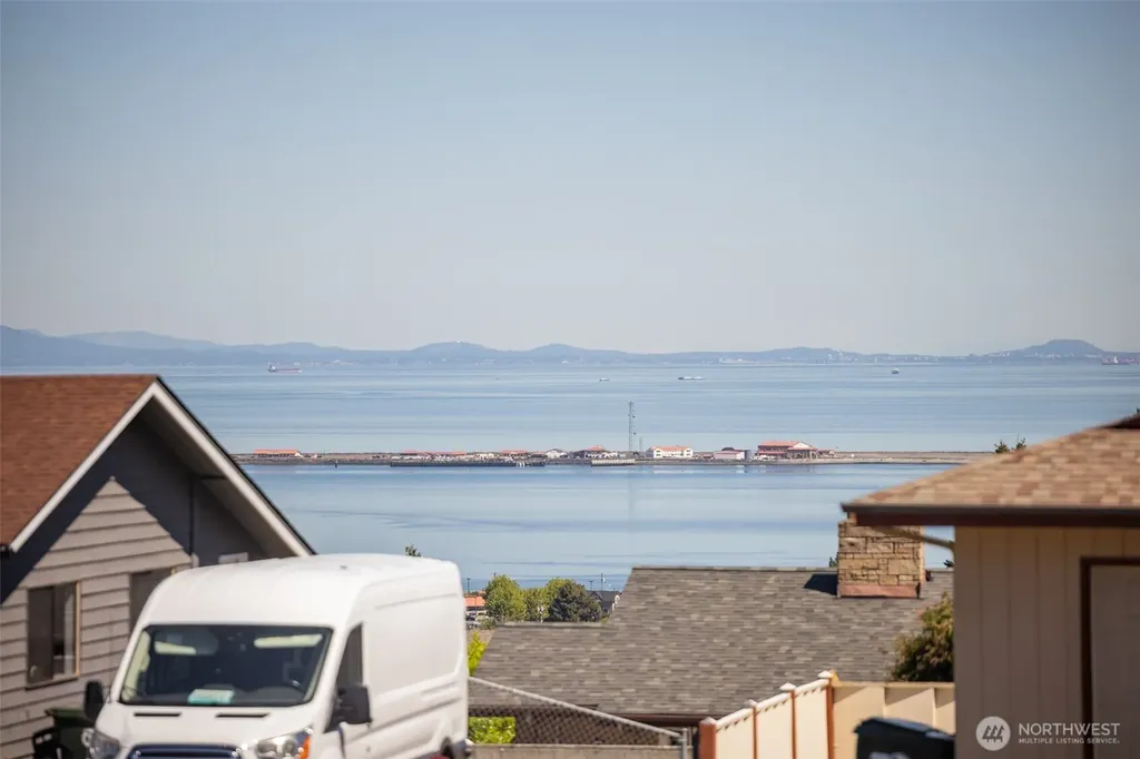 1356 E 8th Street Port Angeles WA 98362