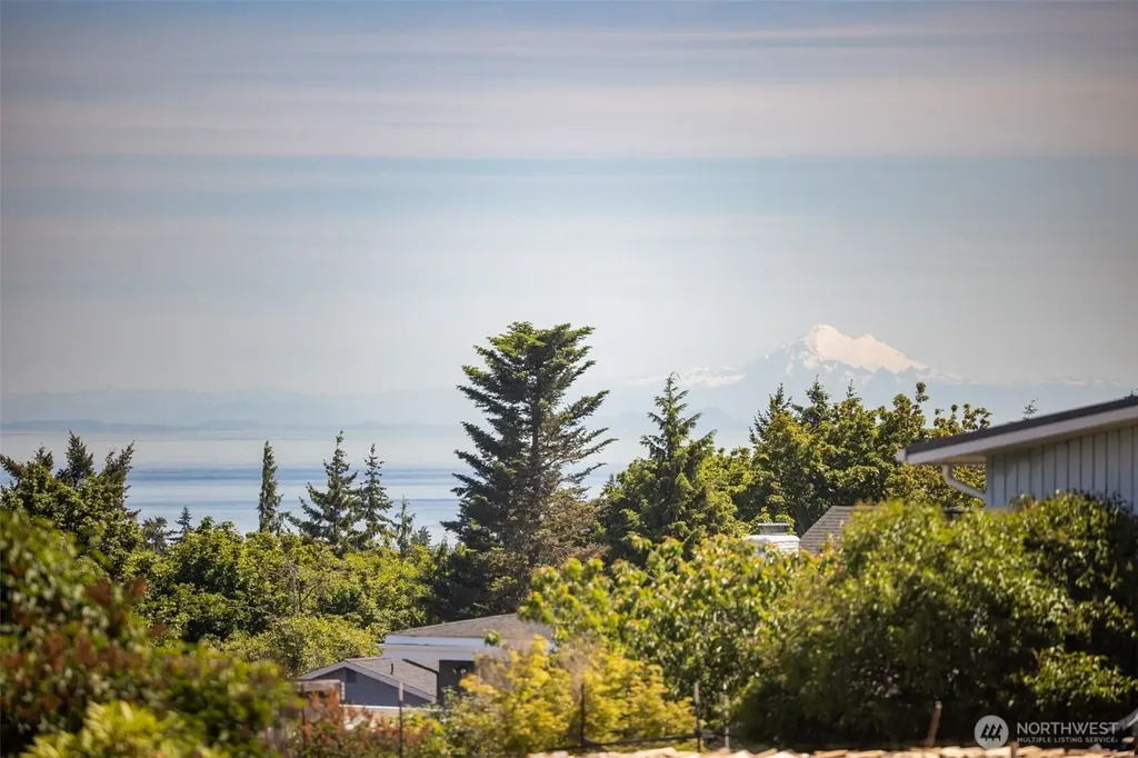1356 E 8th Street Port Angeles WA 98362