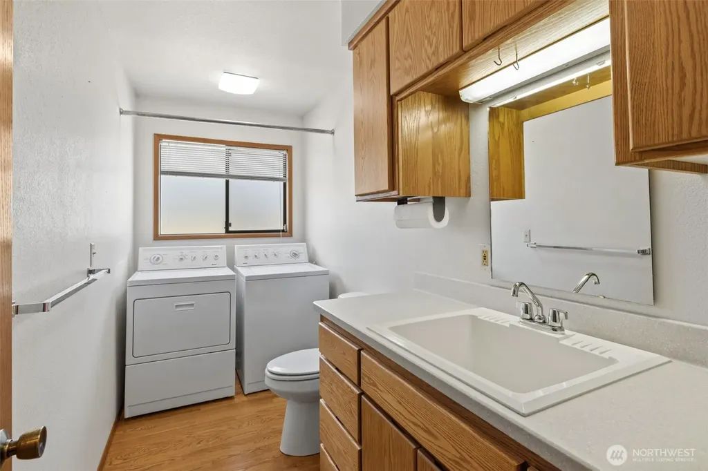 1356 E 8th Street Port Angeles WA 98362
