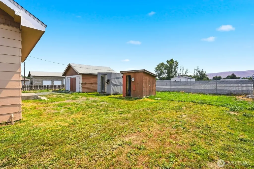 502 W Washington Avenue Union Gap WA 98903