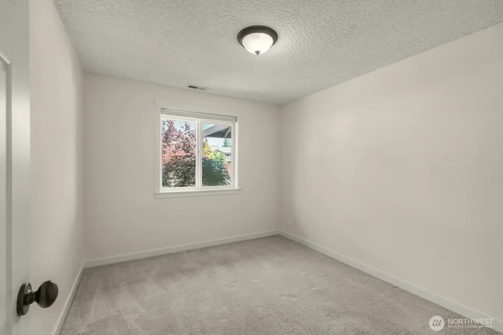 305 NE 12th Street Battle Ground WA 98604