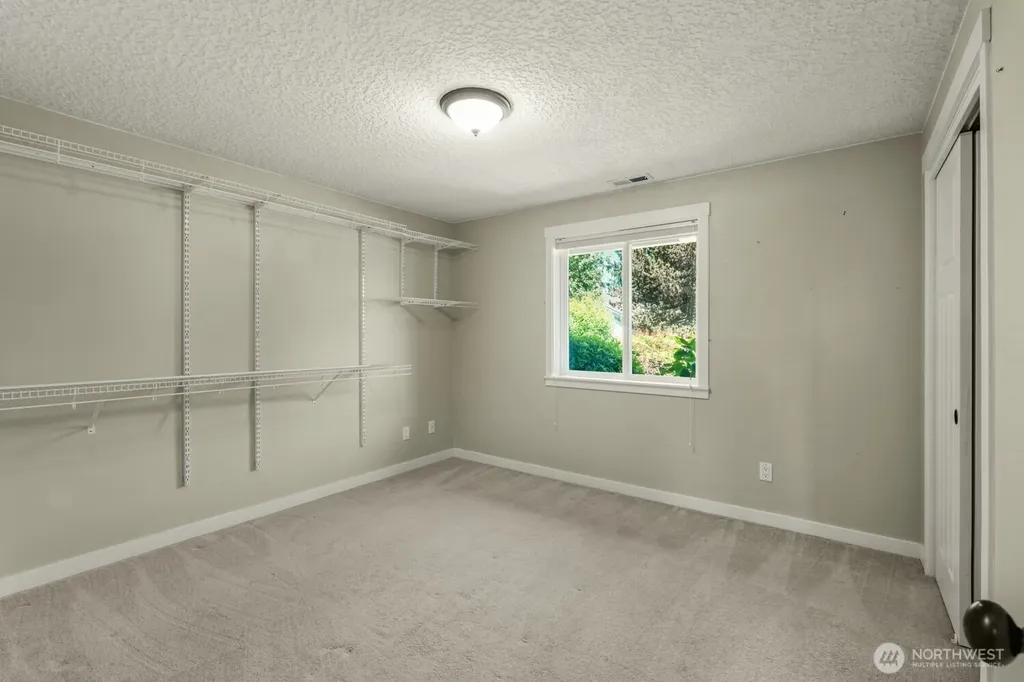 305 NE 12th Street Battle Ground WA 98604