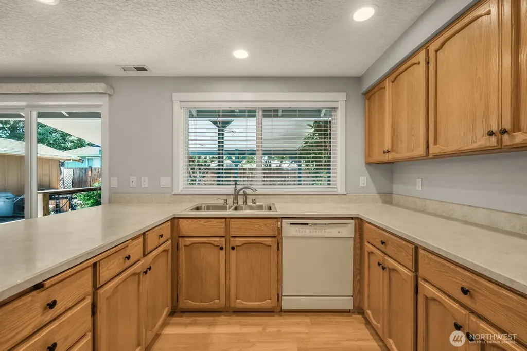 305 NE 12th Street Battle Ground WA 98604