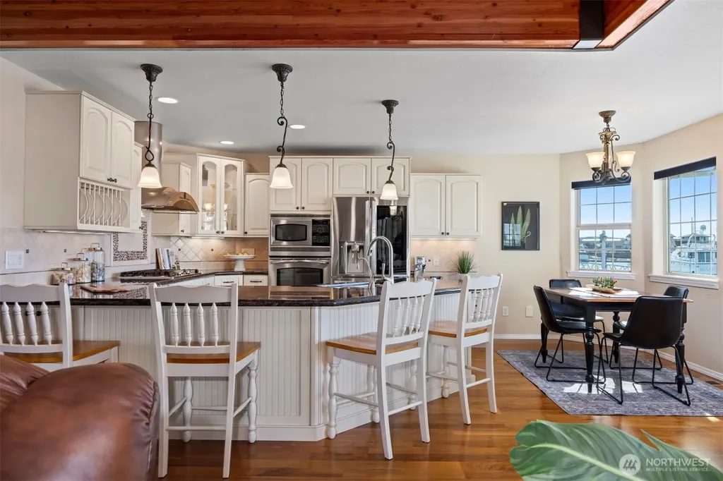 4121 Saltspring Drive Ferndale WA 98248