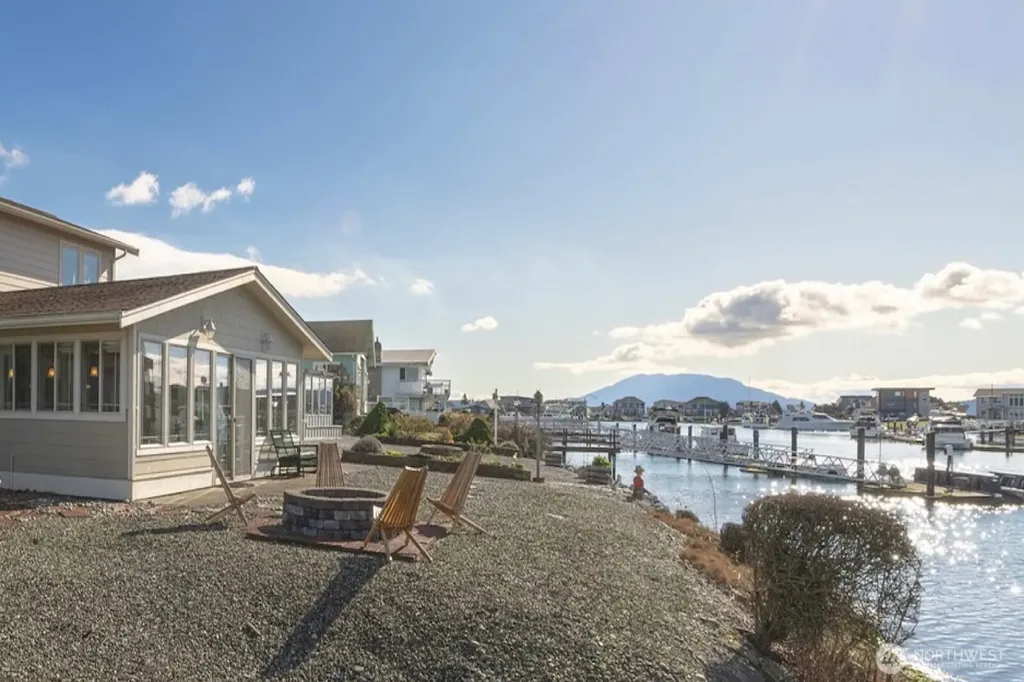 4121 Saltspring Drive Ferndale WA 98248