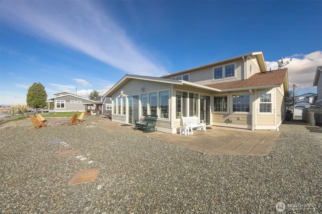 4121 Saltspring Drive Ferndale WA 98248