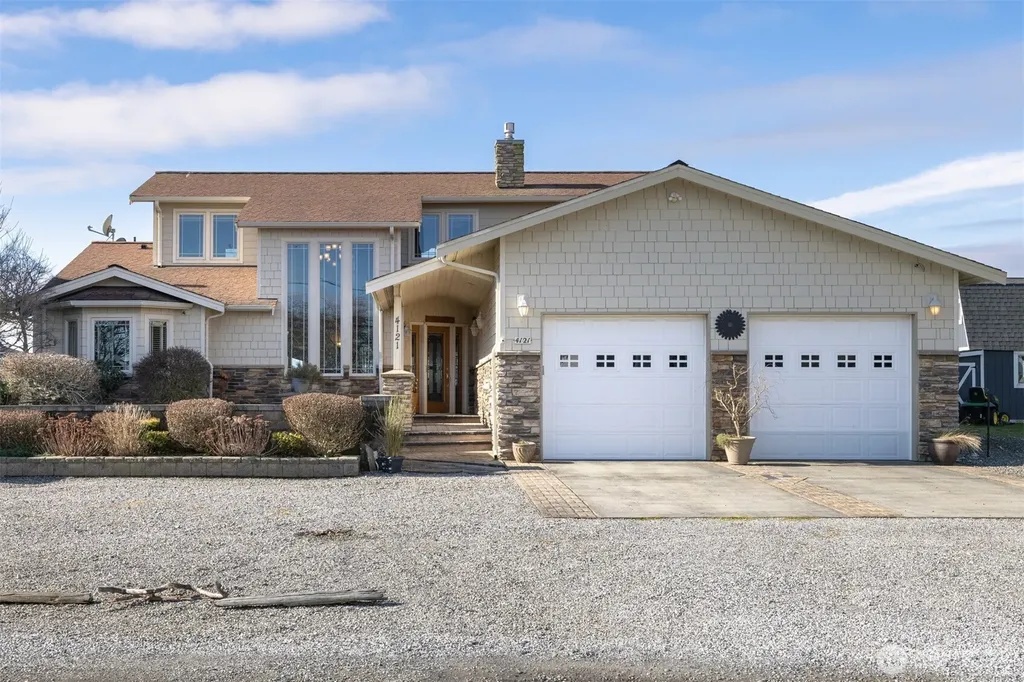 4121 Saltspring Drive Ferndale WA 98248
