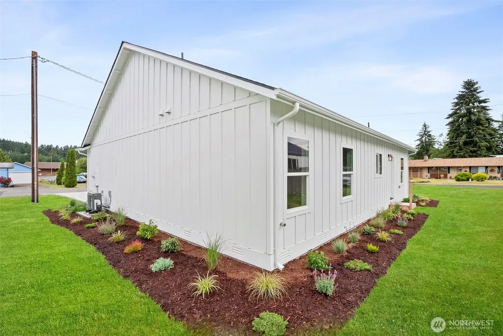475 Garfield Ave E Tenino WA 98589