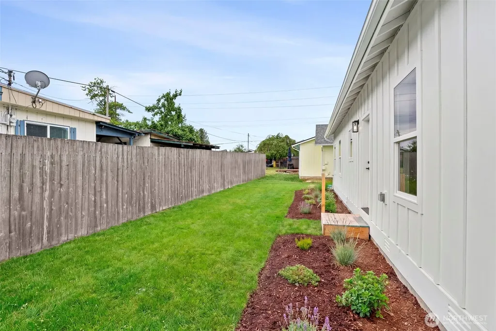 475 Garfield Ave E Tenino WA 98589
