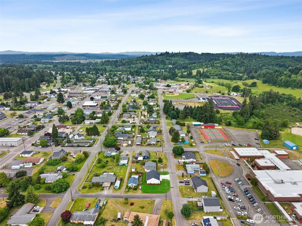 475 Garfield Ave E Tenino WA 98589
