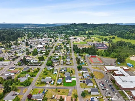 475 Garfield Ave E Tenino WA 98589