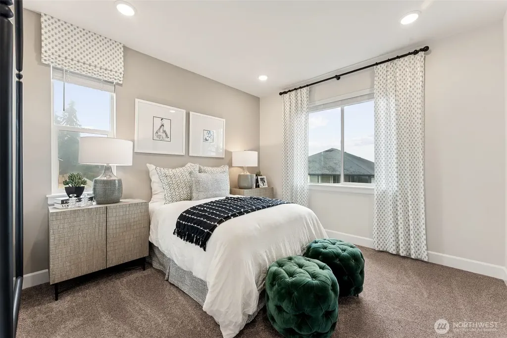 2218 Oak Court Milton WA 98354