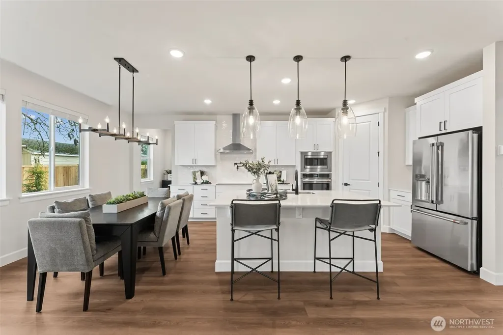 2218 Oak Court Milton WA 98354