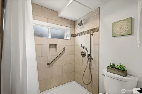 12005 NE 134th Place Kirkland WA 98034