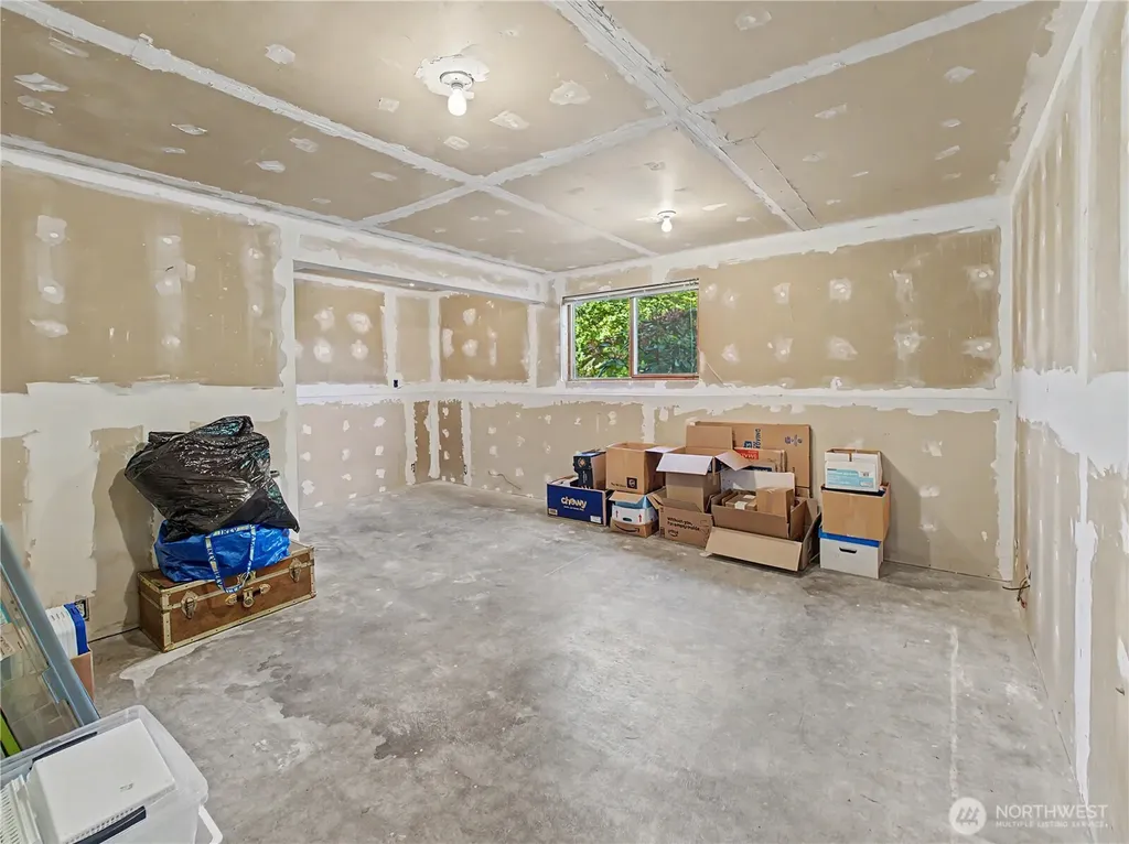 27721 SE 400th Way Enumclaw WA 98022