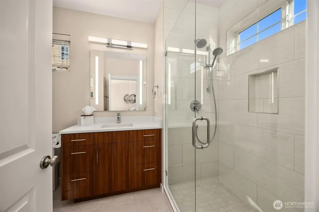 1936 17th Avenue NE Issaquah WA 98029