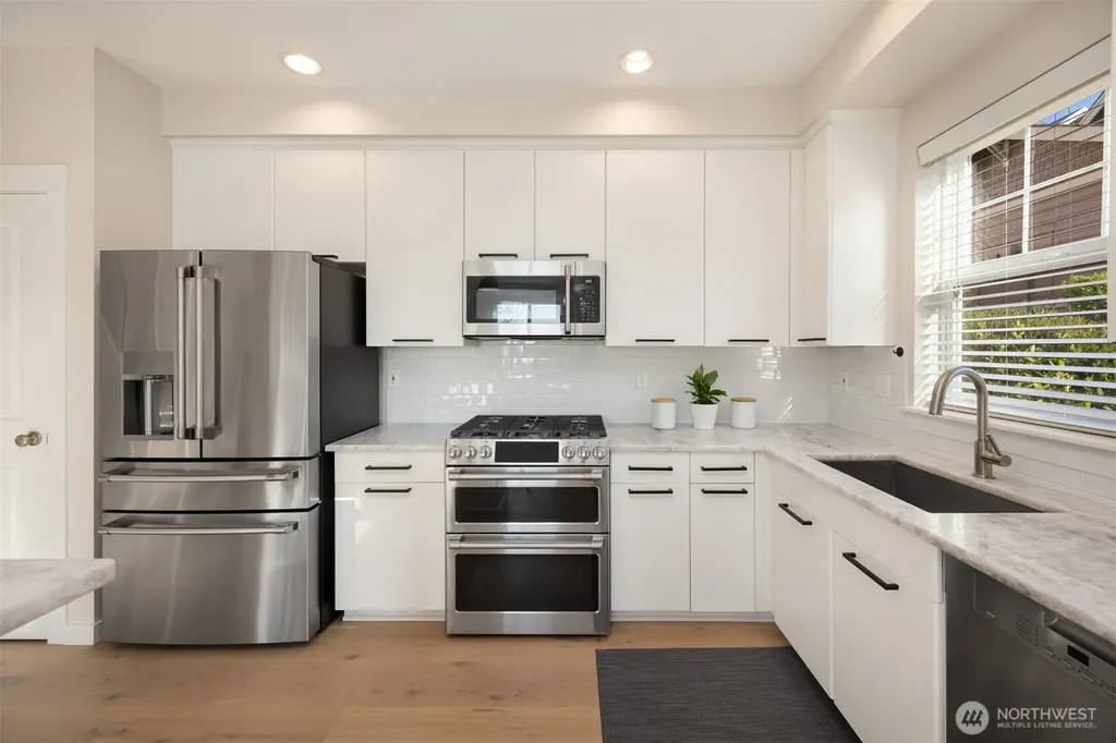 1936 17th Avenue NE Issaquah WA 98029