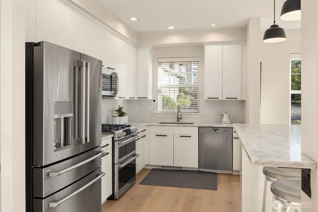 1936 17th Avenue NE Issaquah WA 98029