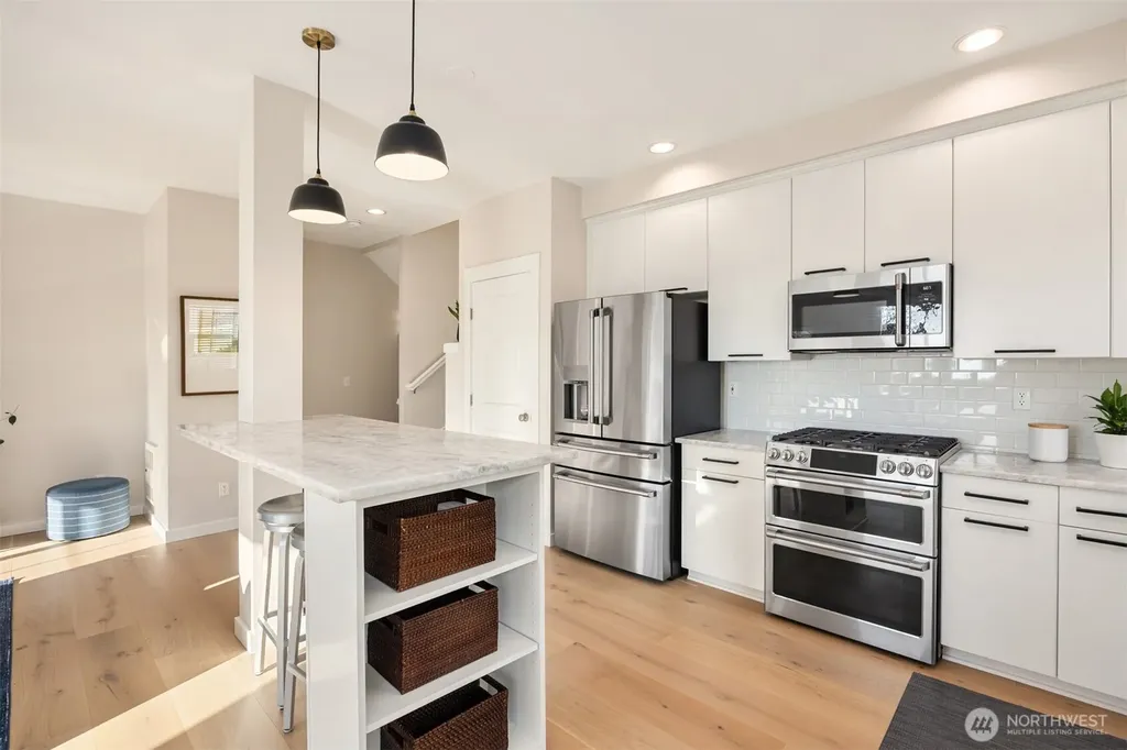1936 17th Avenue NE Issaquah WA 98029
