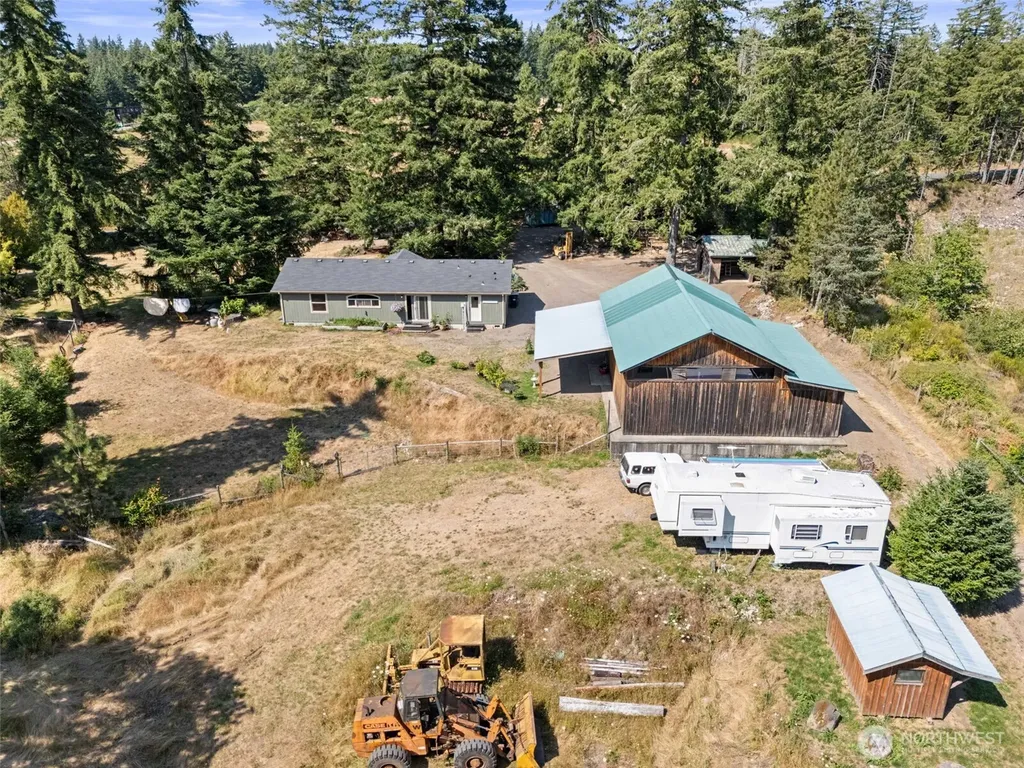 12441 133rd Avenue SE Rainier WA 98576