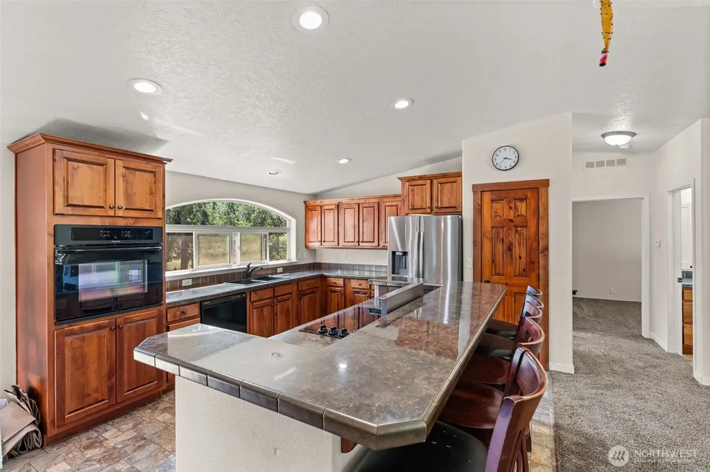 12441 133rd Avenue SE Rainier WA 98576