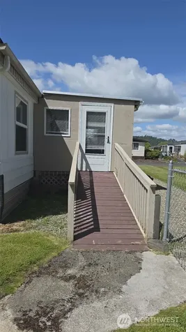 218 Ho Hum Lane Aberdeen WA 98520
