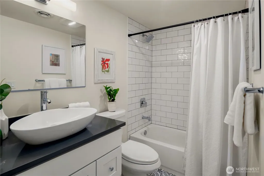 9258 24th Avenue SW Seattle WA 98106