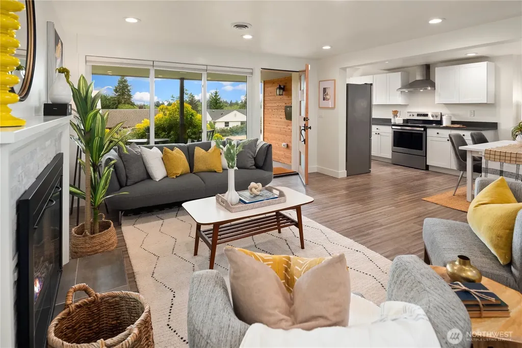 9258 24th Avenue SW Seattle WA 98106