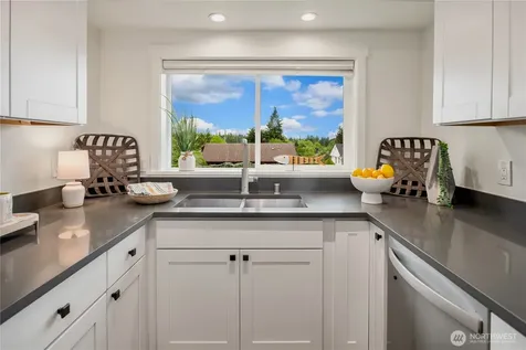 9258 24th Avenue SW Seattle WA 98106