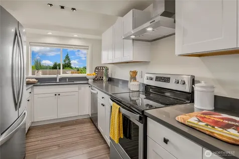 9258 24th Avenue SW Seattle WA 98106