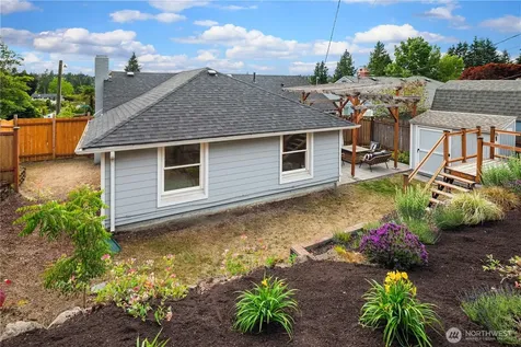 9258 24th Avenue SW Seattle WA 98106