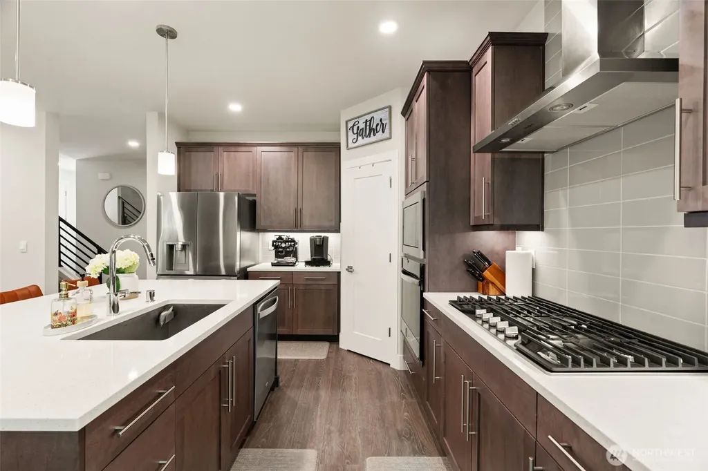 18804 14th Place W Lynnwood WA 98037