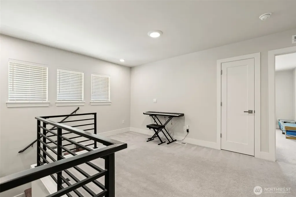 18804 14th Place W Lynnwood WA 98037