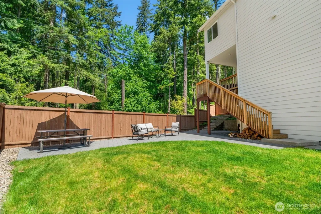 18804 14th Place W Lynnwood WA 98037