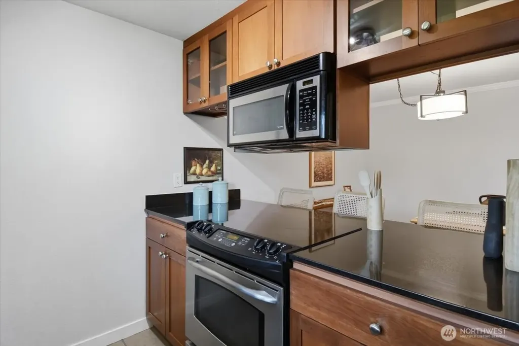 14221 NE 181st Place Woodinville WA 98072