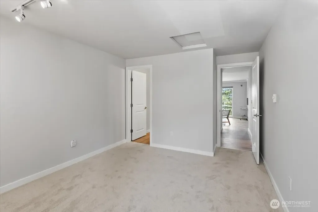 14221 NE 181st Place Woodinville WA 98072