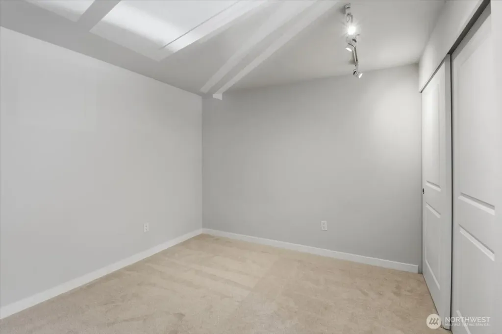 14221 NE 181st Place Woodinville WA 98072