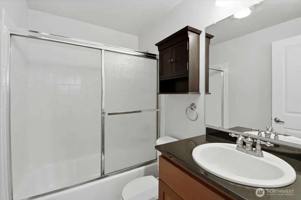 14221 NE 181st Place Woodinville WA 98072